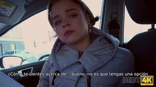DEBT4k. Bonita Camarera Recibe Buena Paga Por Sexo Con Rico Extraño